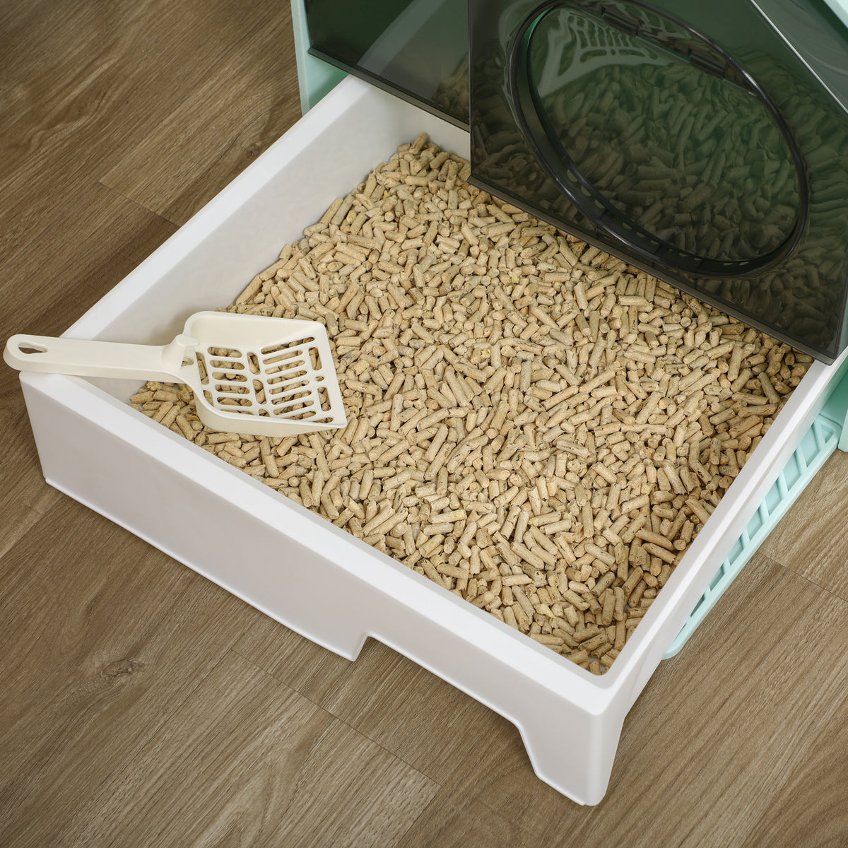 FurryFable Hooded Litter Box with Litter-Catching Mat